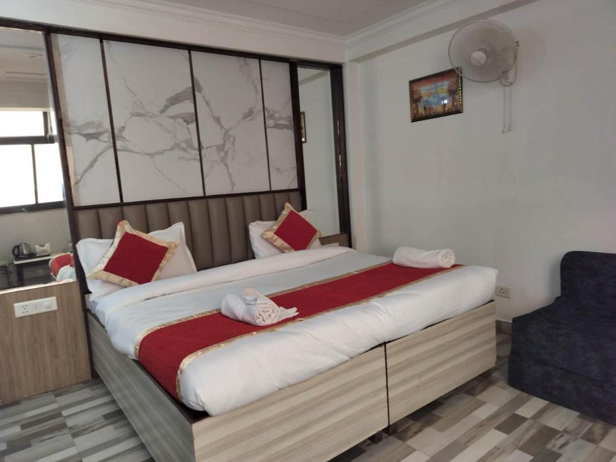 Hotel Clink New Delhi Airport Dış mekan fotoğraf