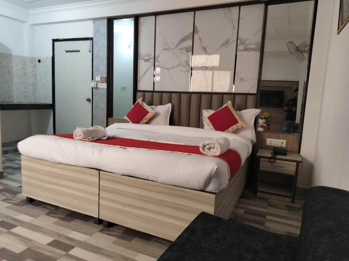Hotel Clink New Delhi Airport Dış mekan fotoğraf