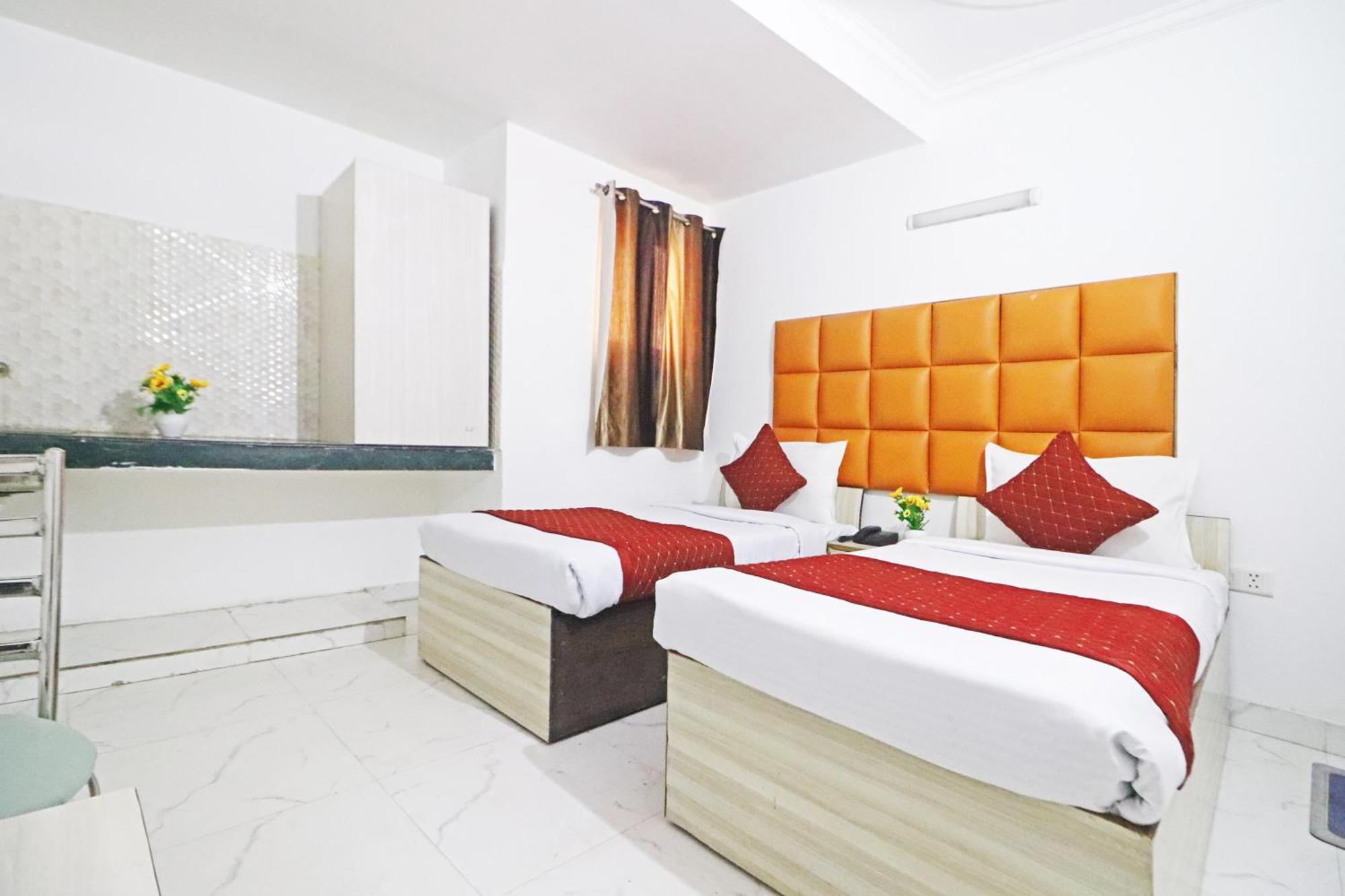 Hotel Clink New Delhi Airport Dış mekan fotoğraf