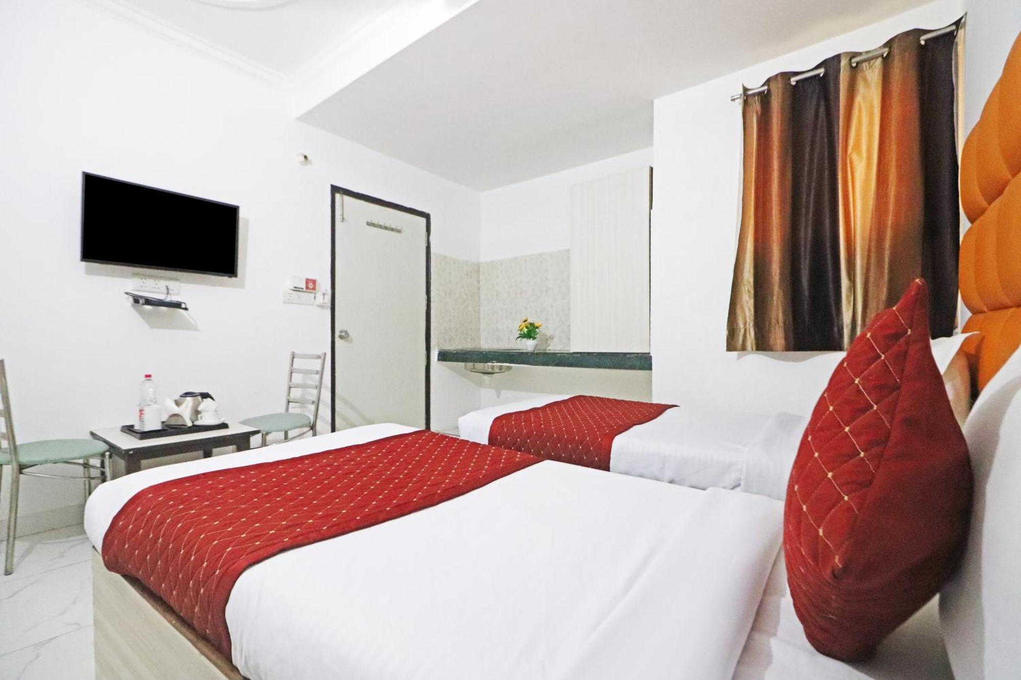 Hotel Clink New Delhi Airport Dış mekan fotoğraf