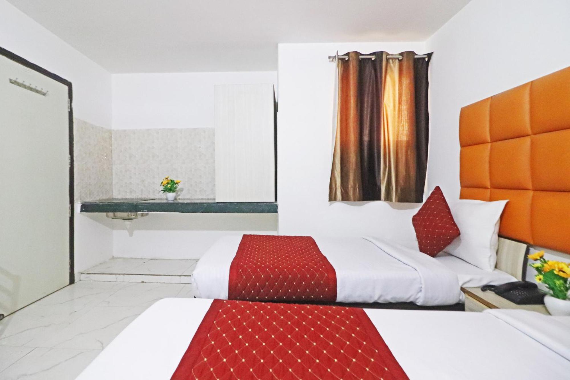 Hotel Clink New Delhi Airport Dış mekan fotoğraf