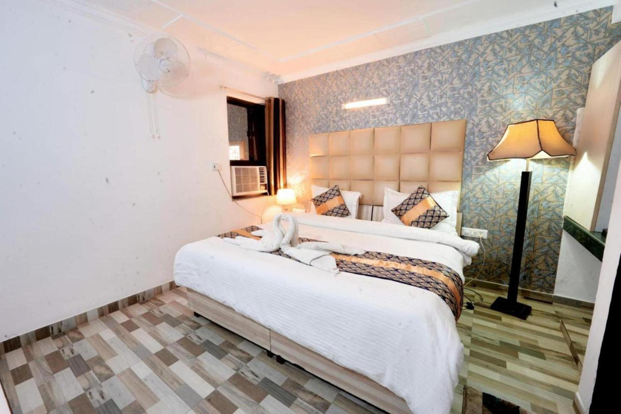 Hotel Clink New Delhi Airport Dış mekan fotoğraf