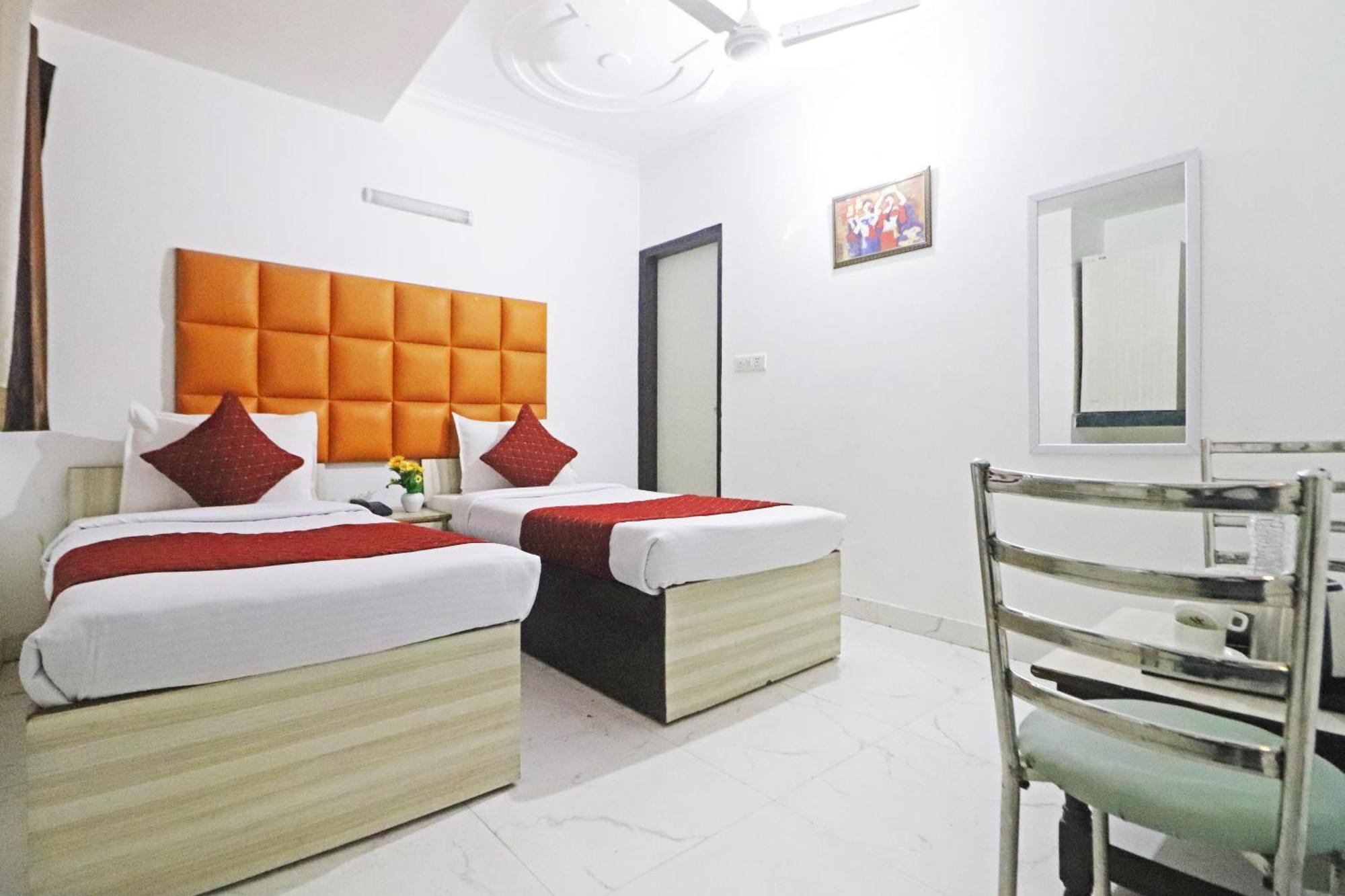 Hotel Clink New Delhi Airport Dış mekan fotoğraf